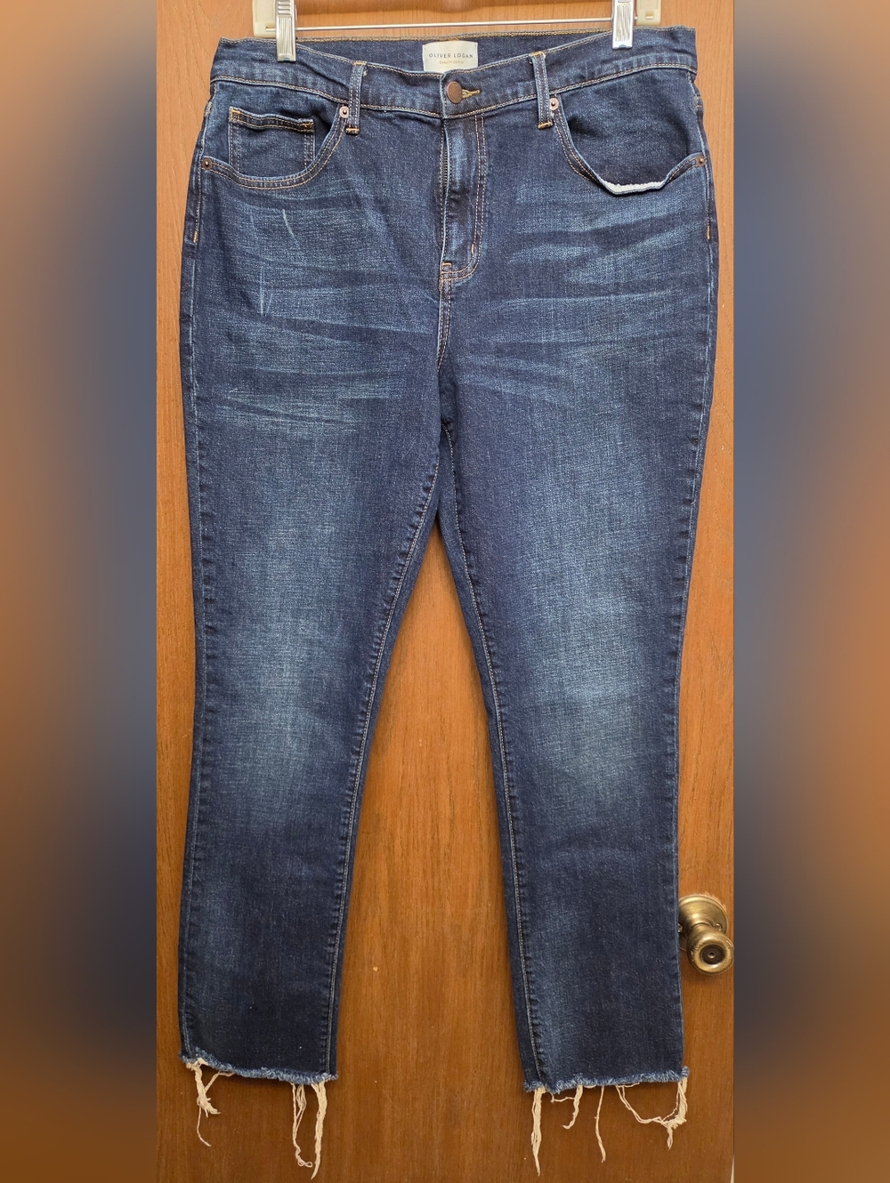 Women’s Skinny Jeans in Dark Blue Stretch Denim